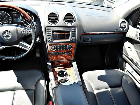 Used 2012 Mercedes-Benz GL 450 4MATIC image 16