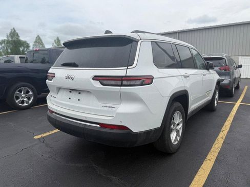 Used 2022 Jeep Grand Cherokee L Laredo w/ Luxury Tech Group I AWD/4WD image 4