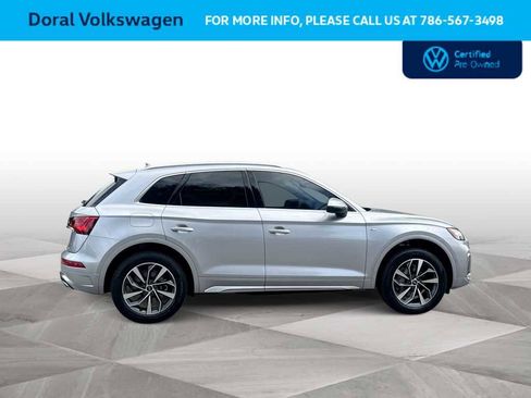 Used 2023 Audi Q5 2.0T Premium w/ Convenience Package image 9