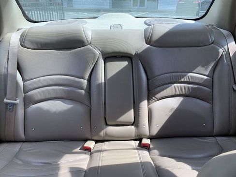 Used 2003 Buick Century Custom image 27