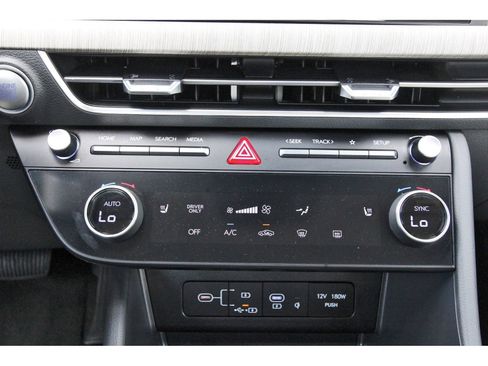 Certified 2025 Hyundai Sonata SEL image 26