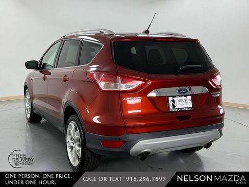 Used 2014 Ford Escape Titanium w/ Equipment Group 401A FWD image 8
