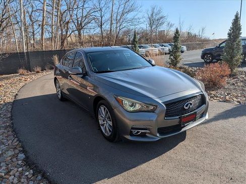 Used 2014 INFINITI Q50 2.0t w/ Moonroof Package image 7