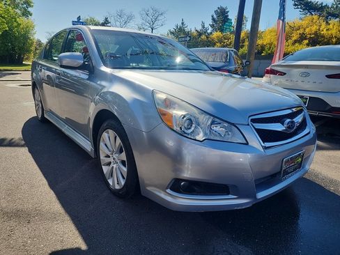 Used 2012 Subaru Legacy 2.5i Limited AWD/4WD image 4