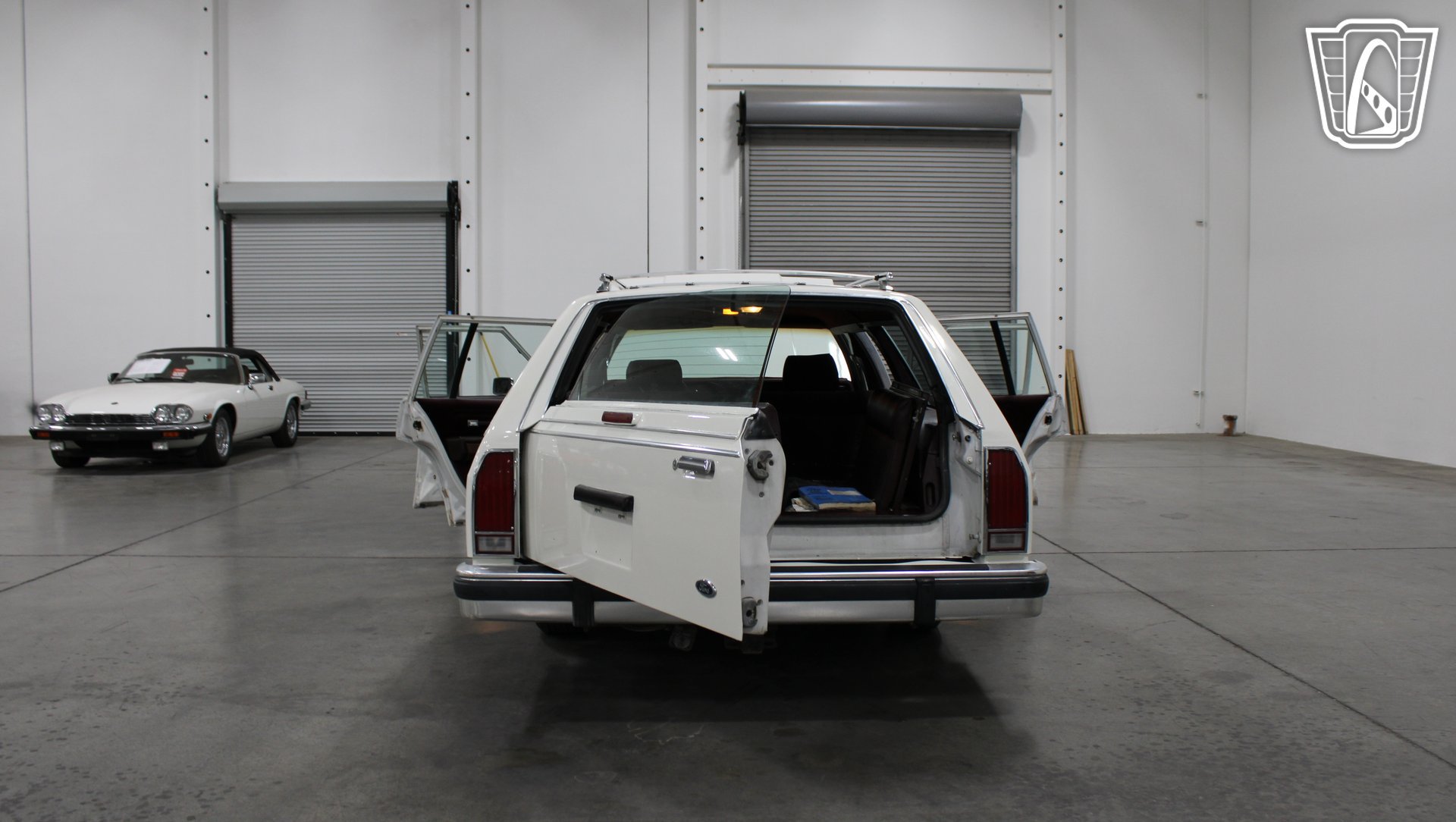 Used 1988 Ford LTD Country Squire RWD image 38