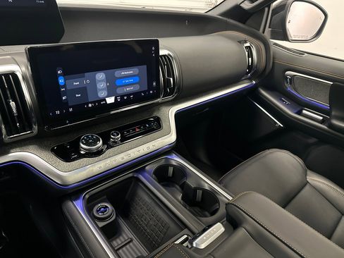 New 2025 Ford Expedition Tremor image 27