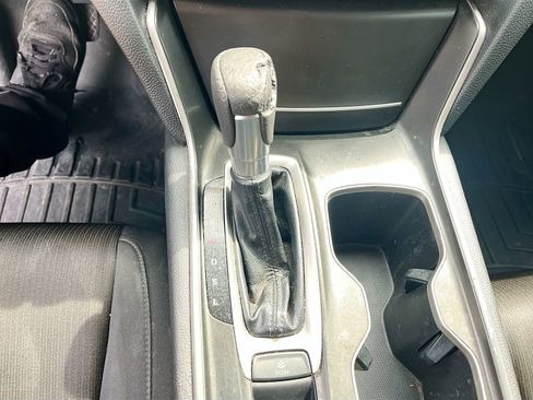 Used 2018 Honda Accord LX image 16