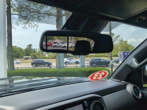 Used 2023 Toyota Tacoma TRD Sport w/ Advanced Technology Package image 24