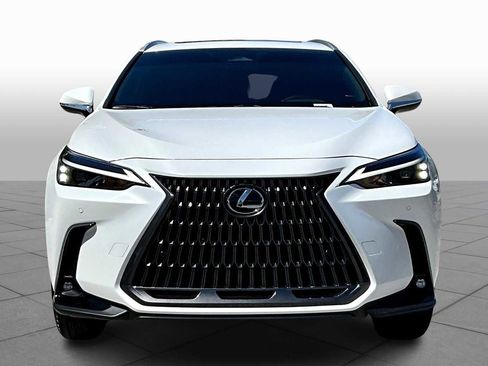 Used 2025 Lexus NX 250 FWD w/ Accessory Package (Z1) image 4