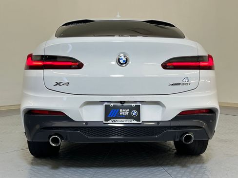 Used 2021 BMW X4 xDrive30i image 9