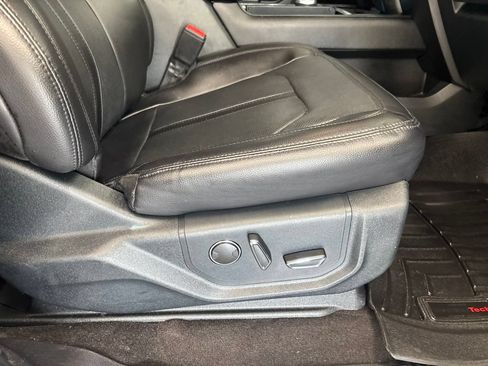 Used 2021 Ford Expedition Max Limited RWD image 13