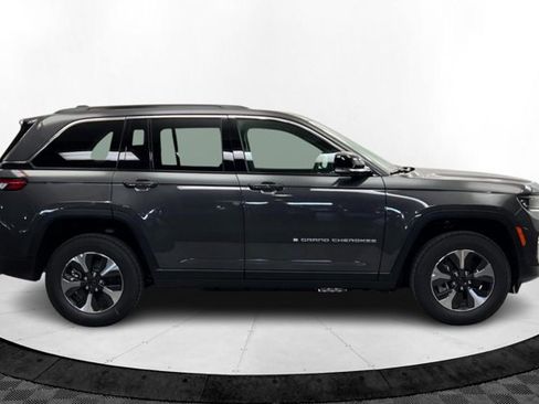 New 2024 Jeep Grand Cherokee Limited 4xe w/ Luxury Tech Group II image 6