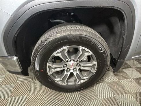 New 2026 GMC Sierra 1500 SLE RWD image 9