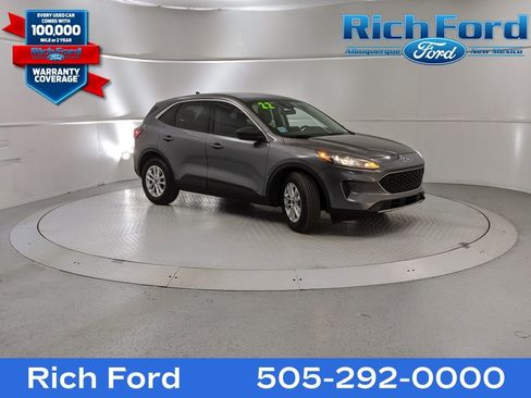Certified 2022 Ford Escape SE image 1