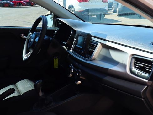 Used 2018 Kia Rio LX FWD image 31