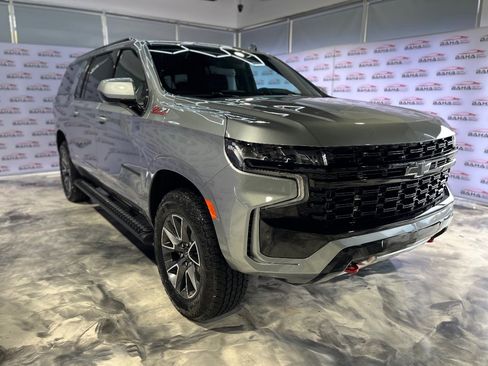 Used 2024 Chevrolet Suburban Z71 image 5