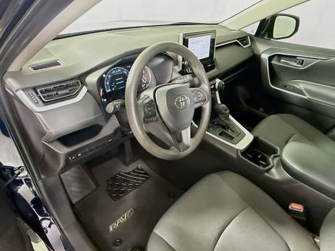 Certified 2025 Toyota RAV4 XLE w/ Convenience Package image 9