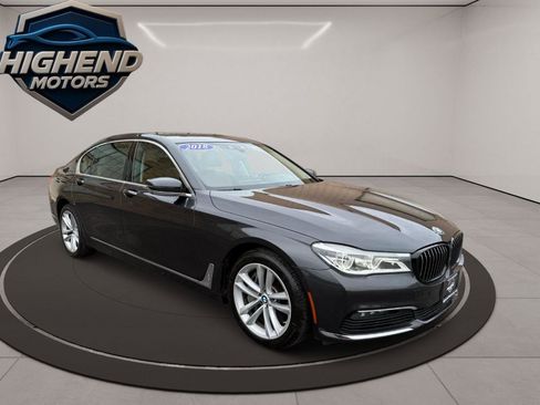 Used 2018 BMW 750i xDrive AWD/4WD image 9