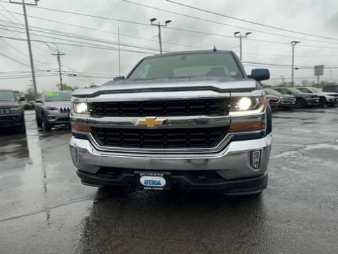Used 2017 Chevrolet Silverado 1500 LT w/ All Star Edition AWD/4WD image 3