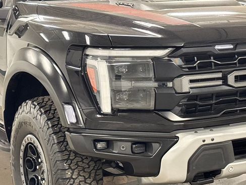 Used 2025 Ford F150 Raptor image 5