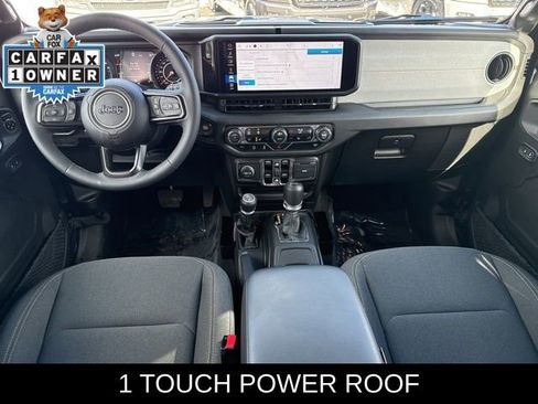 Used 2025 Jeep Wrangler Sport S image 5