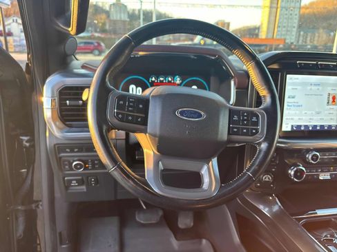 Used 2022 Ford F150 Lariat w/ Max Trailer Tow Package image 18