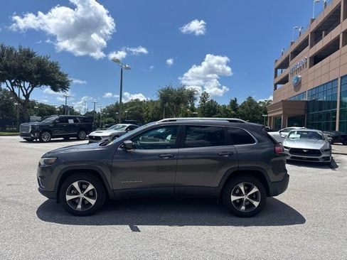 Used 2020 Jeep Cherokee Limited w/ Trailer Tow Group AWD/4WD image 2