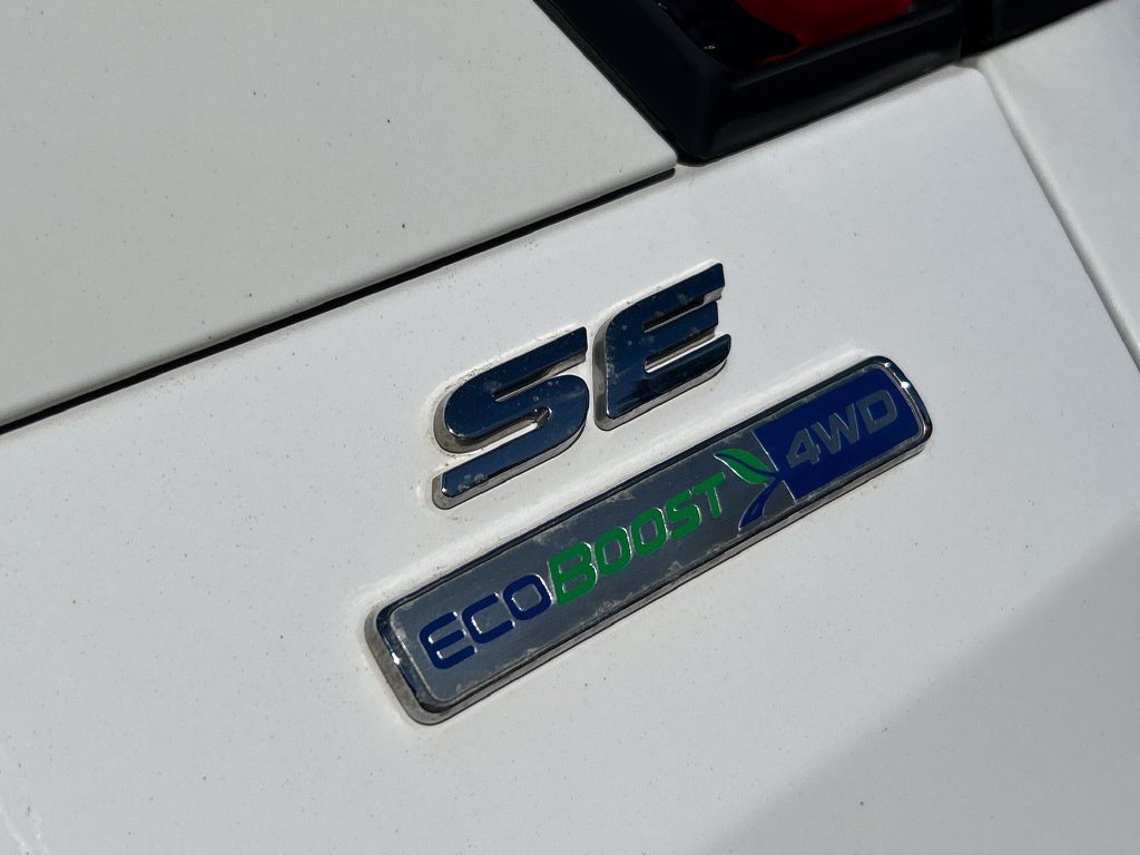 Used 2017 Ford Escape SE w/ Equipment Group 201A AWD/4WD image 24
