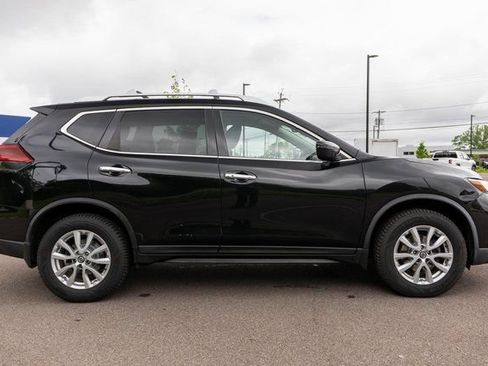 Used 2019 Nissan Rogue SV AWD/4WD image 5