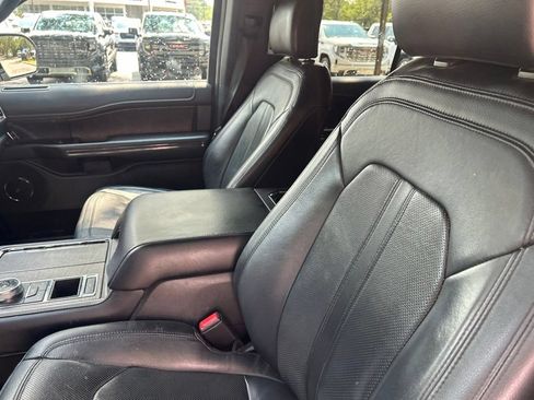 Used 2018 Ford Expedition Max Limited w/ Equipment Group 301A RWD image 10