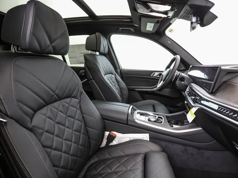 New 2026 BMW X5 xDrive40i AWD/4WD image 31