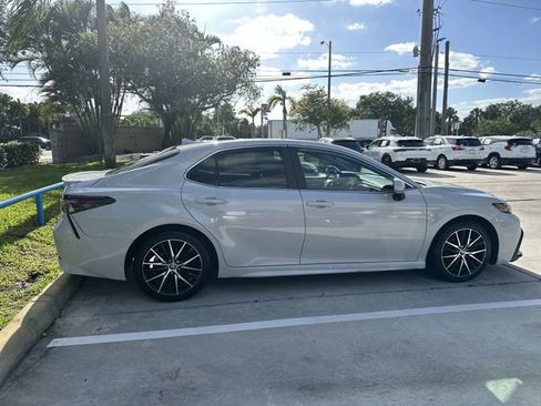 Used 2024 Toyota Camry SE FWD image 36