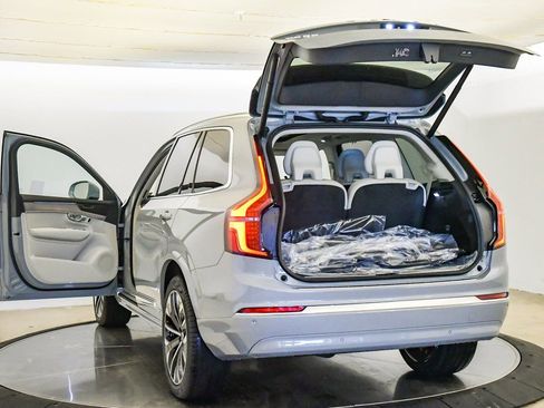 New 2026 Volvo XC90 T8 Ultra w/ Protection Package Premier AWD/4WD image 29