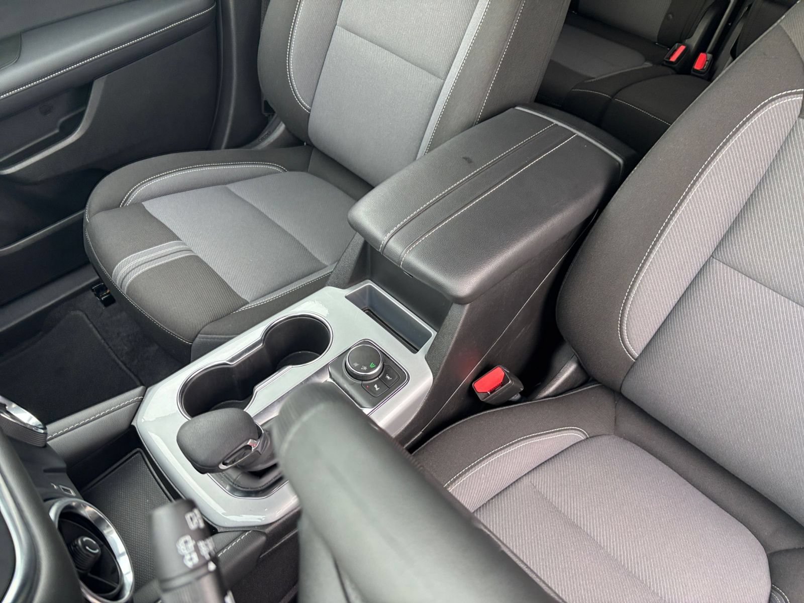 Used 2026 Chevrolet Blazer LT FWD image 37