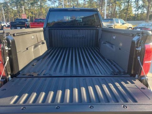 Certified 2025 Toyota Tacoma SR5 image 11