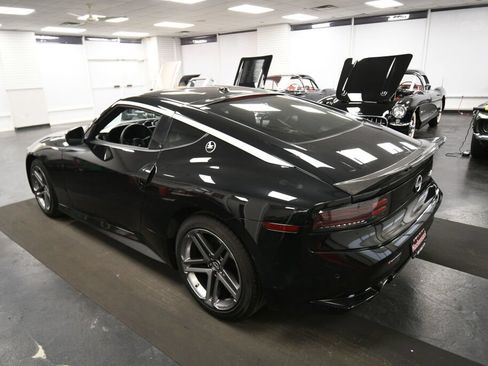 Used 2025 Nissan Z Sport w/ Floor Mat Package RWD image 6
