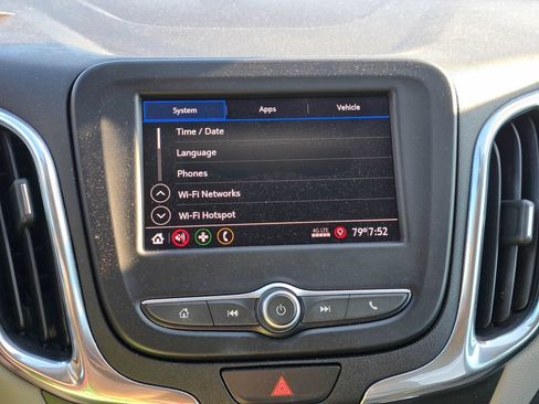 Used 2020 Chevrolet Equinox LT FWD image 15