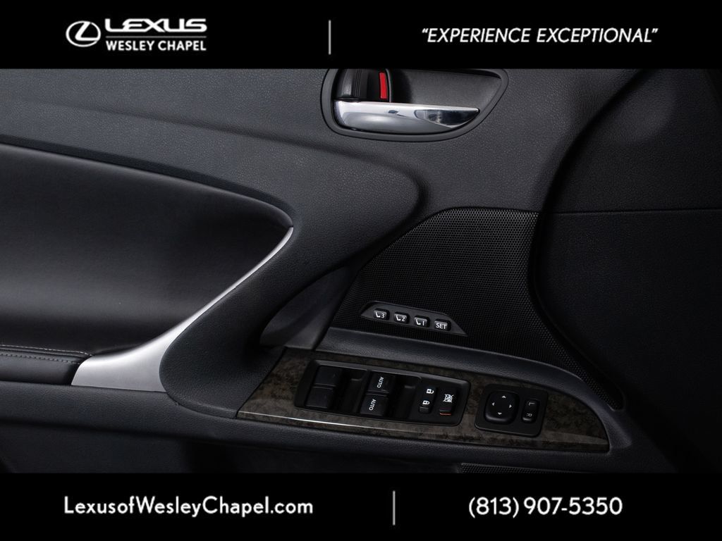 Used 2015 Lexus IS 250C w/ Luxury Package RWD image 22