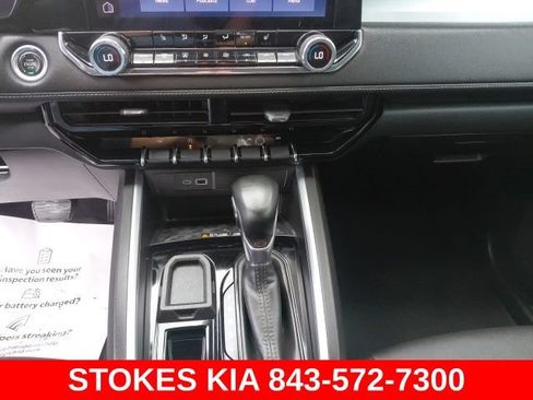 Used 2023 Chevrolet Colorado LT w/ LT Convenience Package III RWD image 13