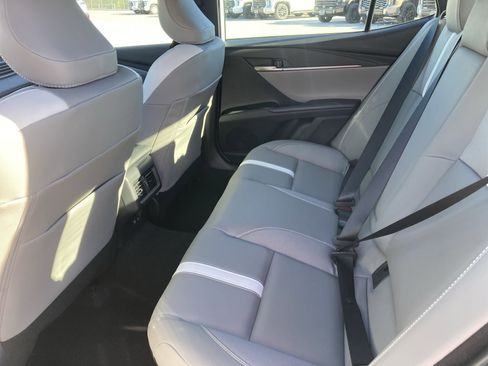 Used 2026 Toyota Camry SE image 26