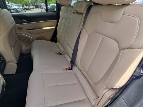 New 2026 Jeep Grand Cherokee Limited AWD/4WD image 15