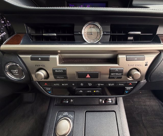 Used 2014 Lexus ES 350 w/ Premium Package FWD image 28