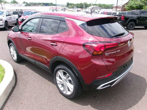 Used 2023 Buick Encore GX Preferred w/ Cold Weather Comfort Package AWD/4WD image 4