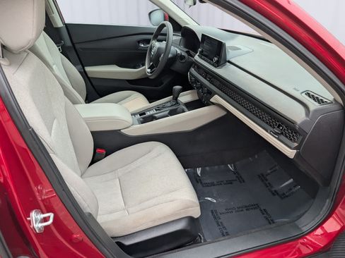 Certified 2024 Honda Accord LX image 10