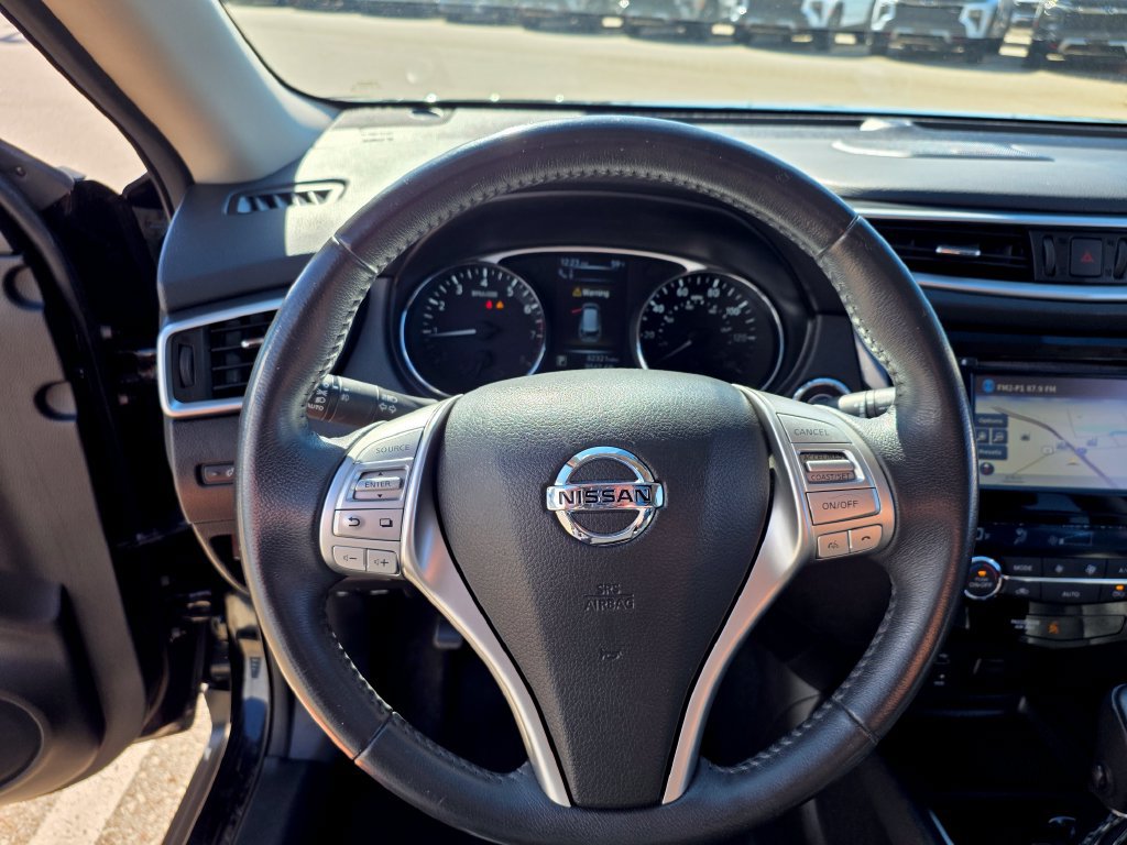 Used 2015 Nissan Rogue SL w/ SL Premium Package AWD/4WD image 22