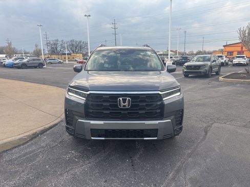 New 2026 Honda Pilot Elite image 2