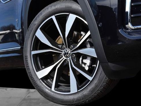 New 2026 Volkswagen Atlas SEL Premium R-Line image 3