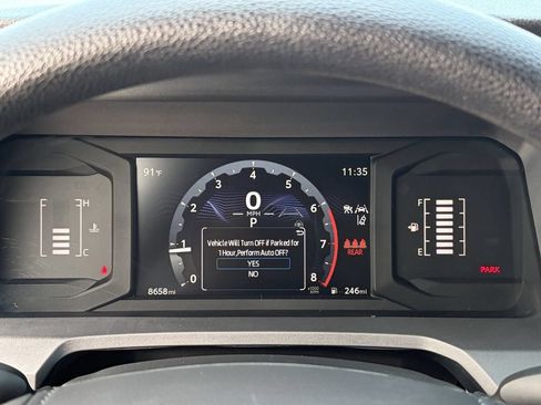 Certified 2025 Toyota Tacoma SR5 AWD/4WD image 33