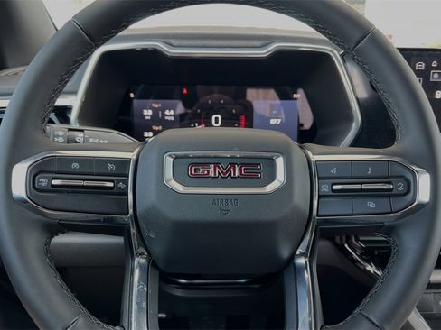 Used 2024 GMC Canyon Elevation w/ Convenience Package image 20