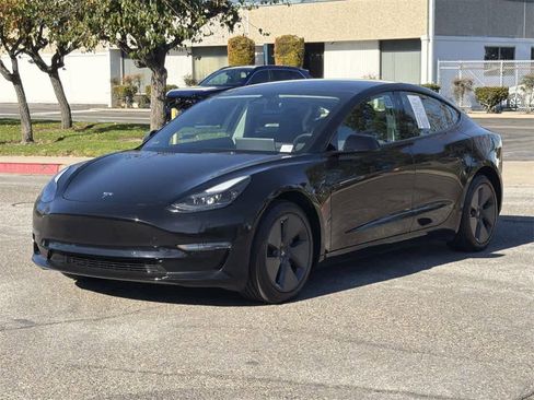 Used 2022 Tesla Model 3 Long Range image 8